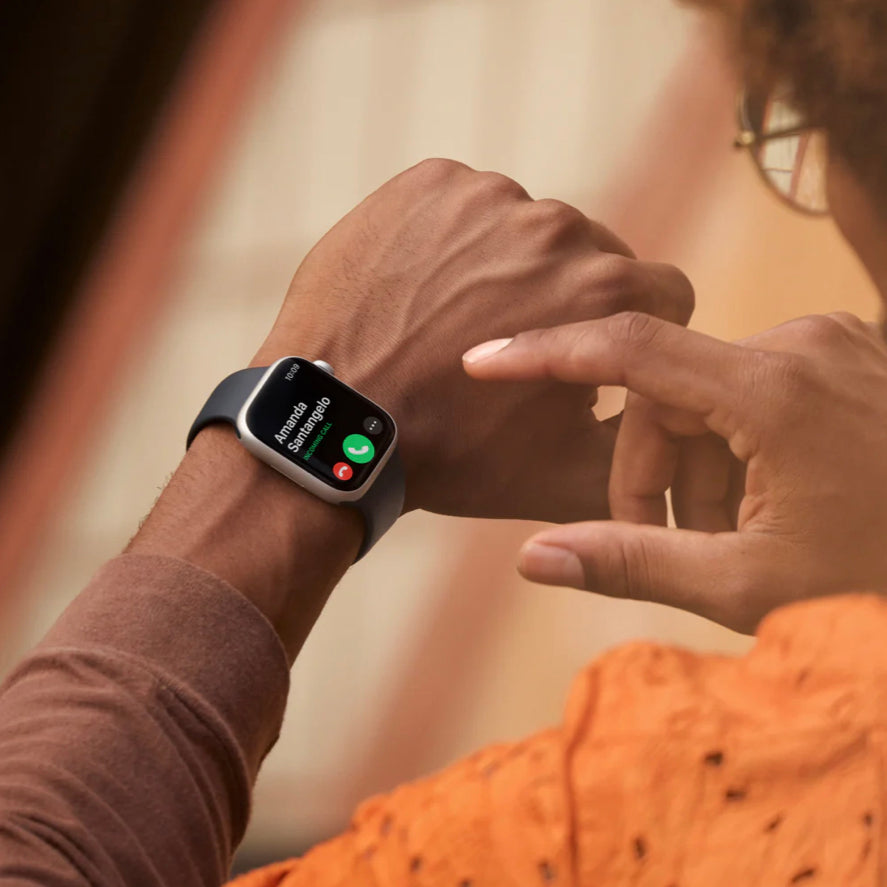 (Nouvellement scellé) Apple Watch Series 7 (GPS) 41 mm ou 45 mm New Midnight Black avec bracelet de montre sport (modèle A2474) (Nouvellement scellé) Apple Watch Series 7 (GPS) 41 mm ou 45 mm New Midnight Black avec bracelet de montre sport (modèle A2474)